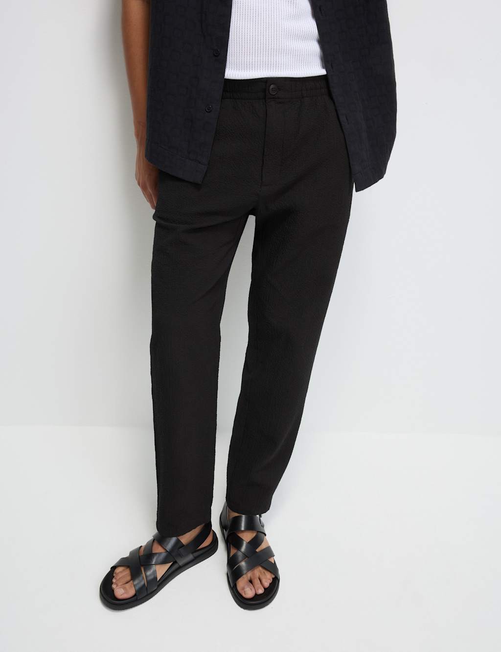 Tapered Fit Lightweight Seersucker Elasticated Waist Trousers