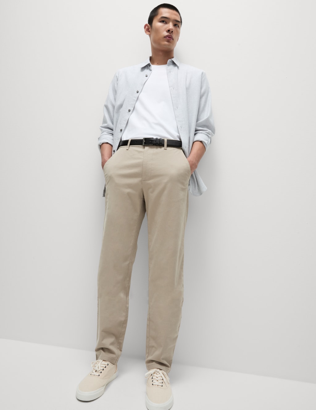 Regular Fit Stretch Chinos