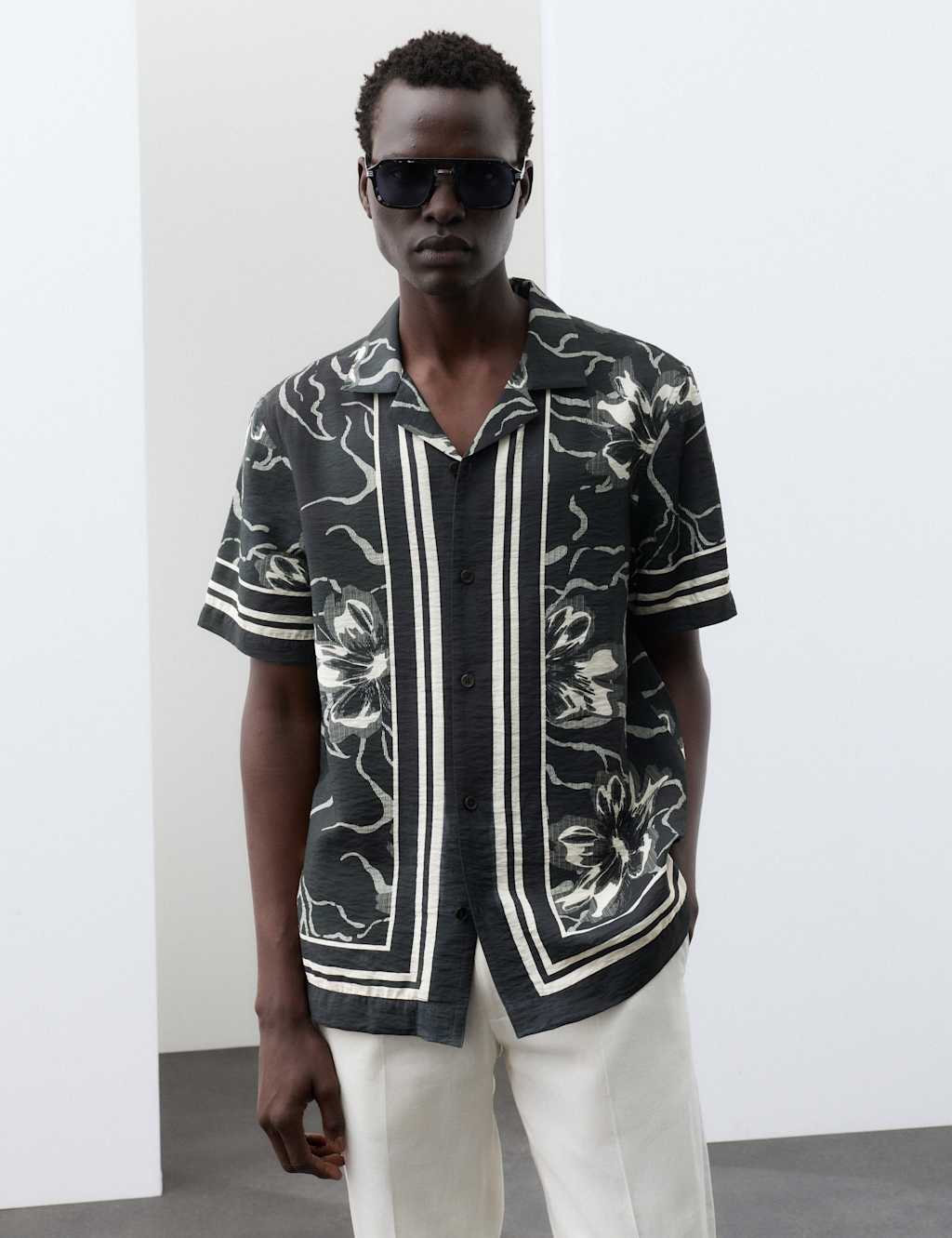 Autograph Men's Floral Short Sleeve Shirt - M - Black Mix