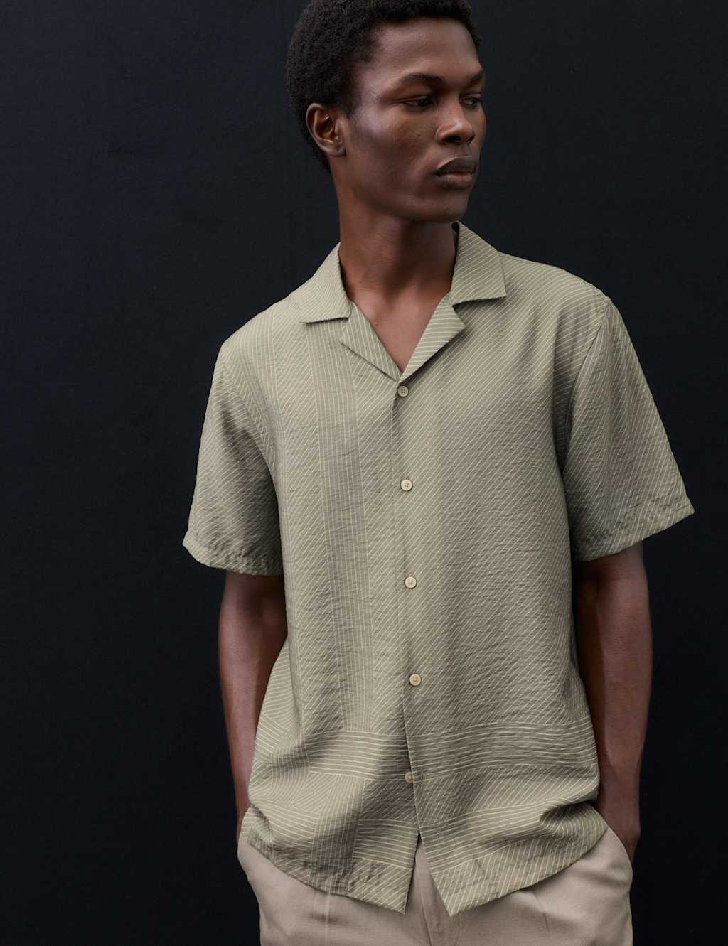 Autograph Men's Short Sleeve Geometric Shirt - 2XL - Sable