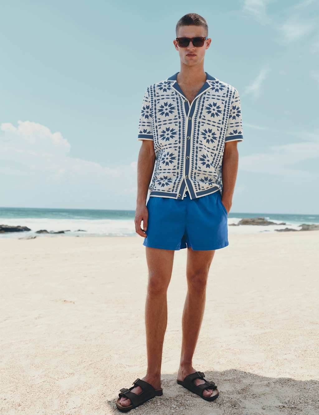 M&S Men's Quick Dry Plain Swim Shorts - L - Marine