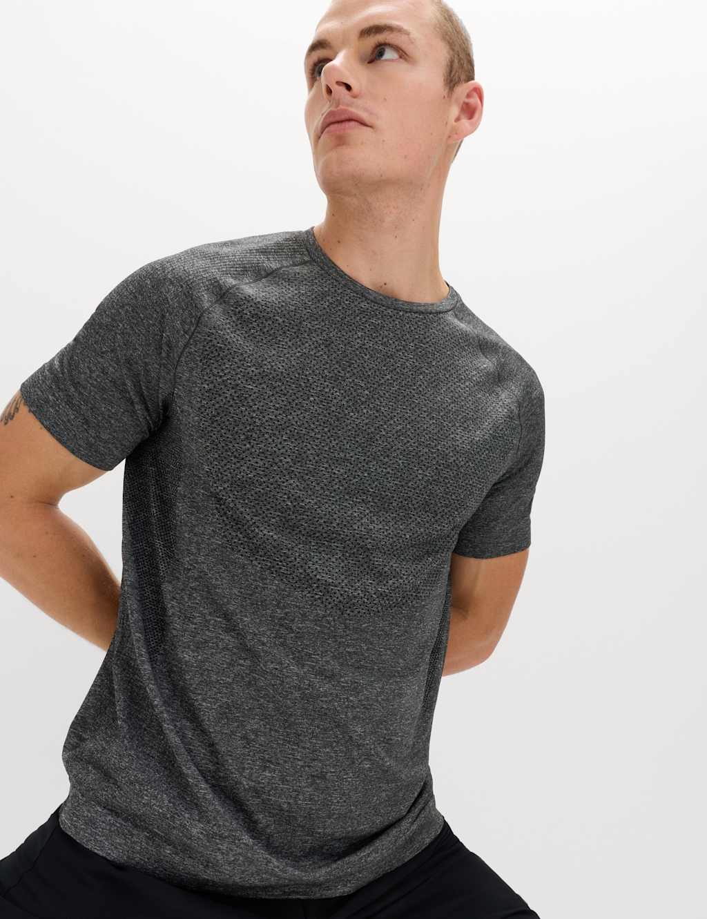 Goodmove Men's Seam Free Sports T-Shirt - L - Black Mix