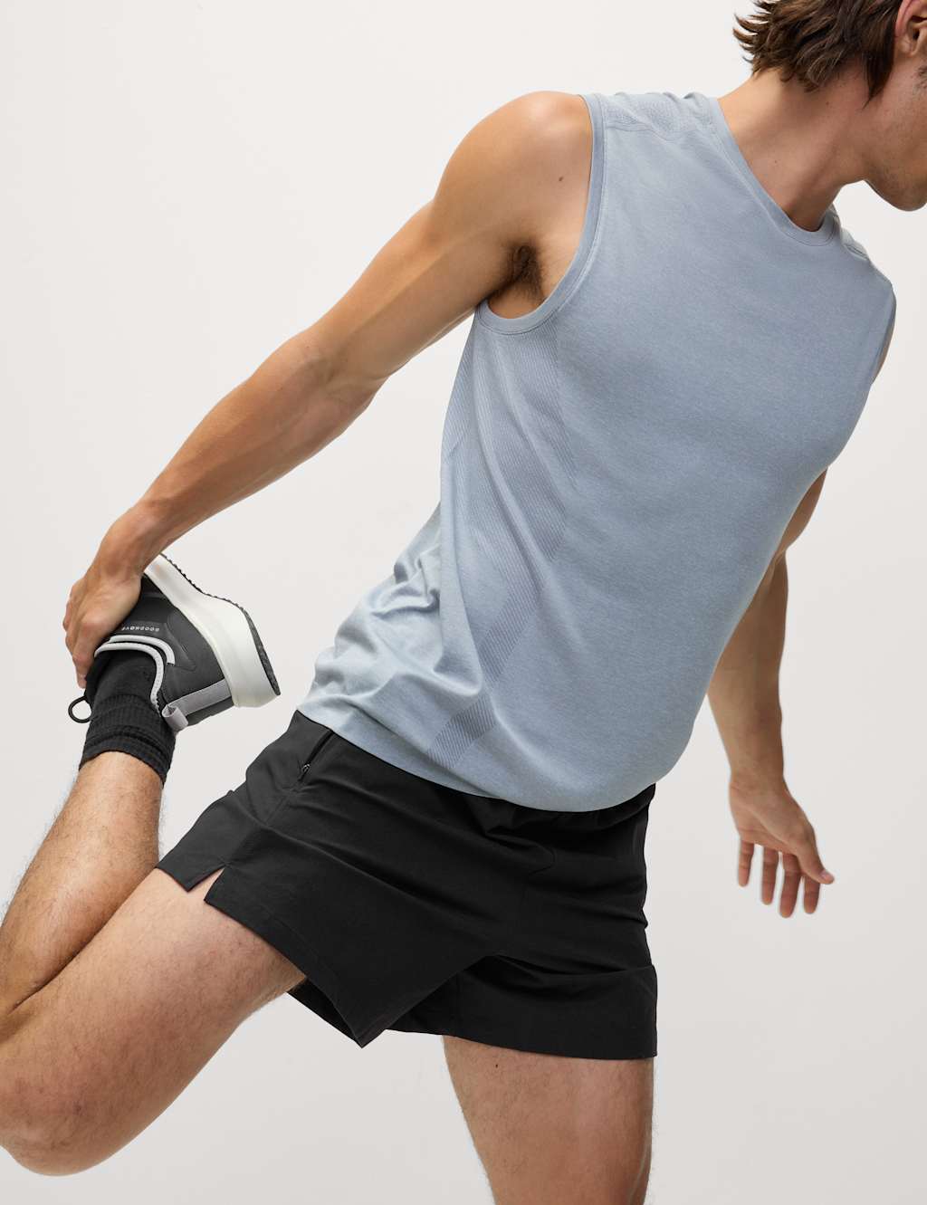 Goodmove Regular Fit 5 Inch Stretch Sports Shorts Black