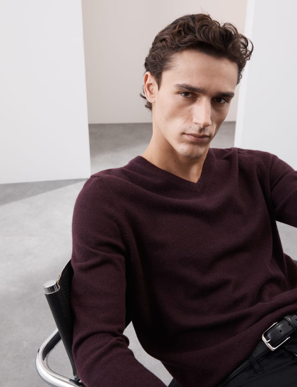 Pure Cashmere V-Neck Jumper