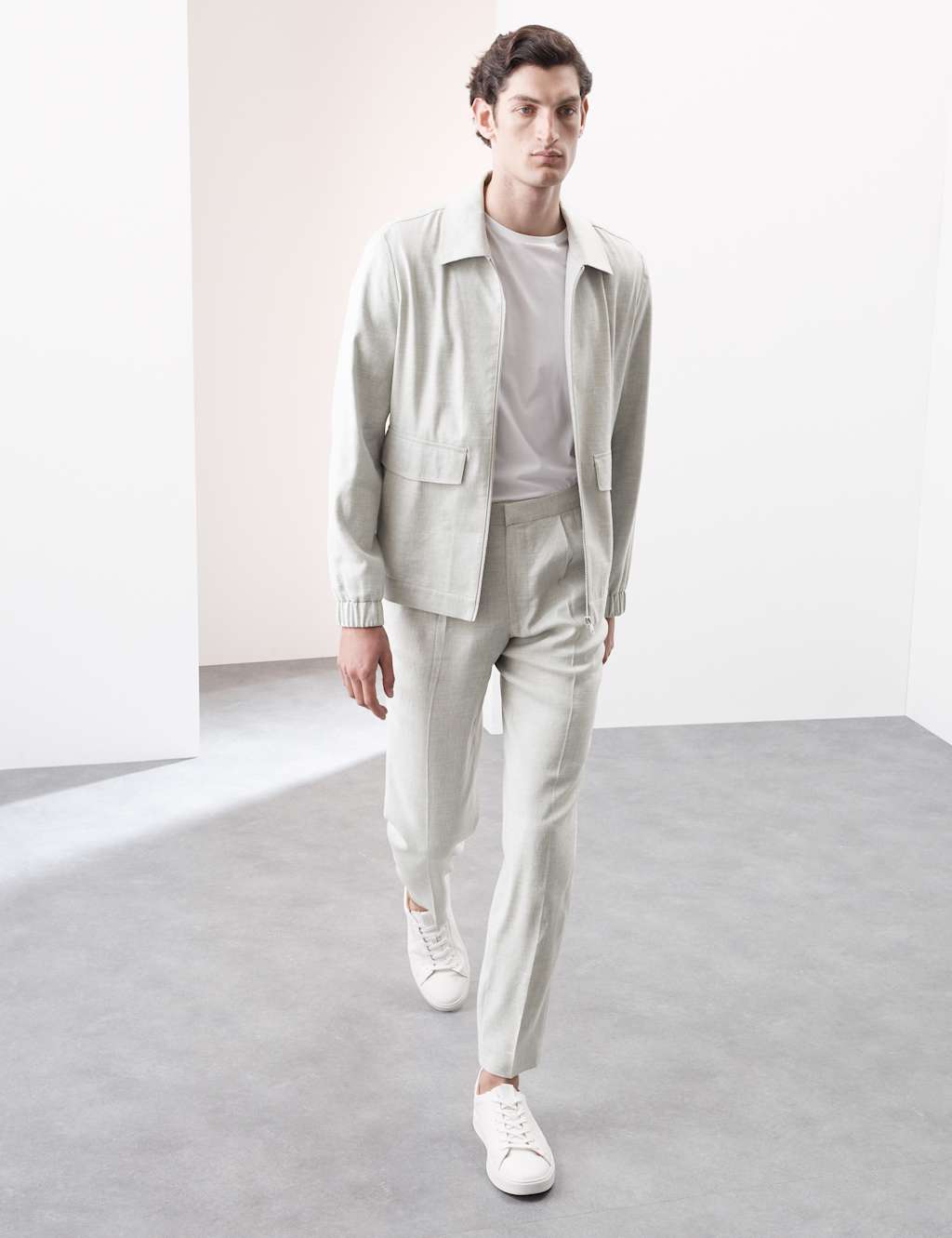 Tapered Fit Italian Linen Blend Elasticated Trousers