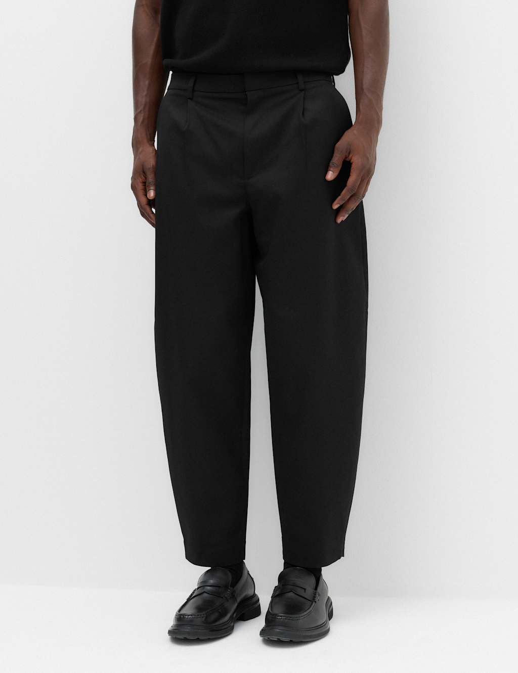 M&S Men's Barrel Fit Smart Twill Trousers - 32 - Black