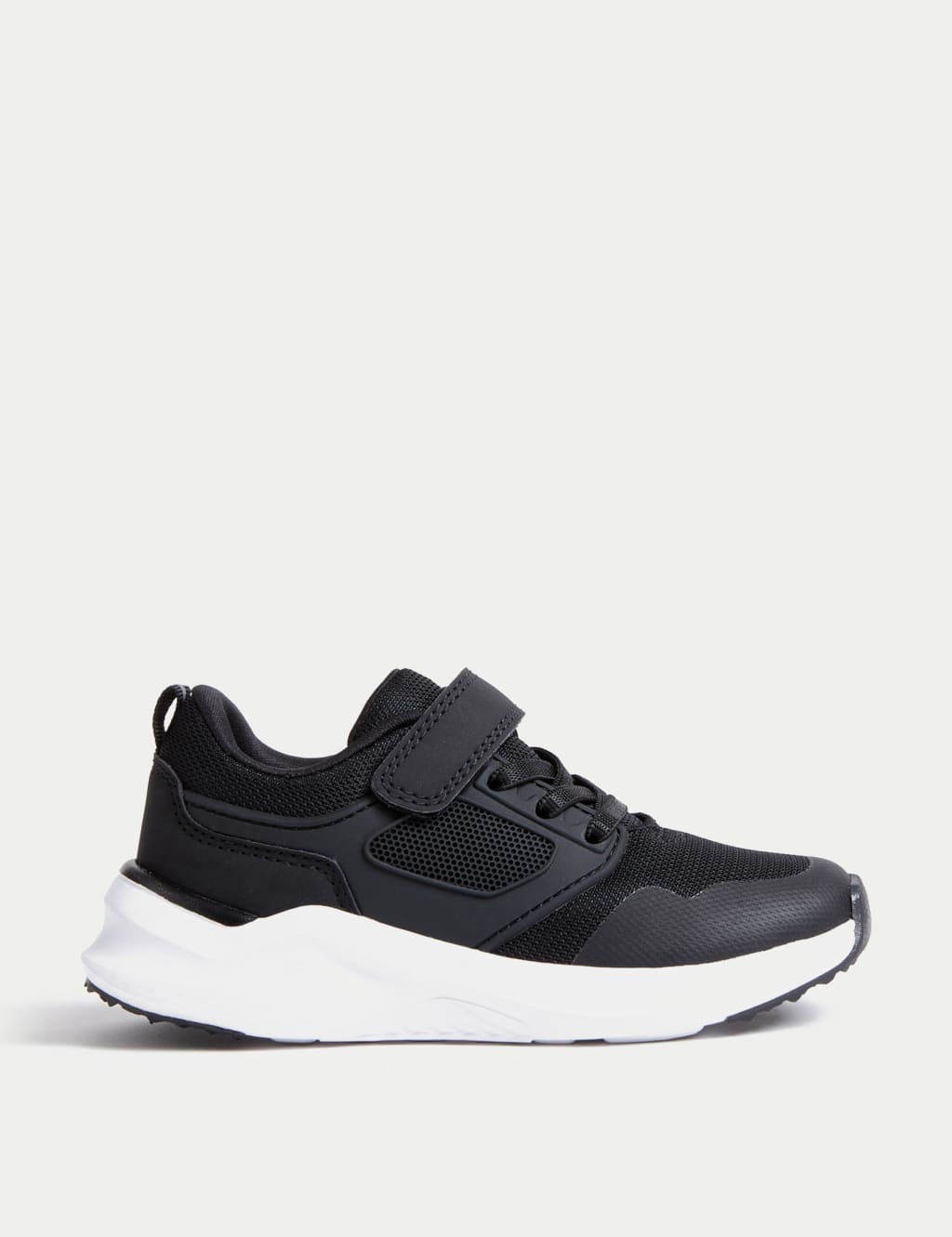 Boys black trainers size 11 store