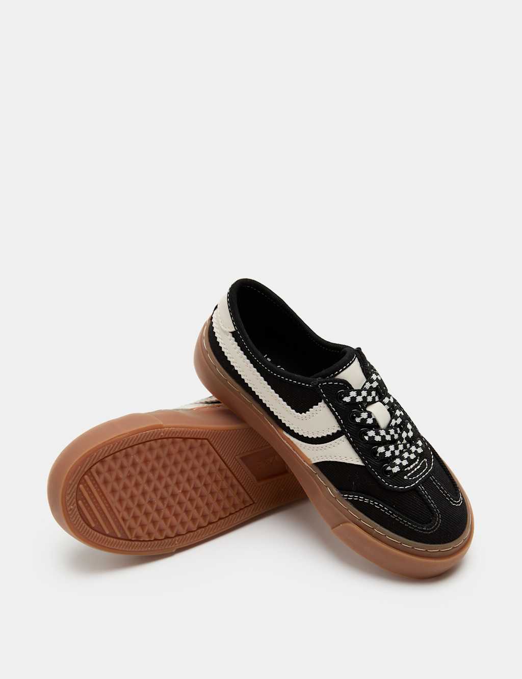 M&S Girls Vince Low Top Trainers (4 Small - 2 Large) - 9 - Black Mix