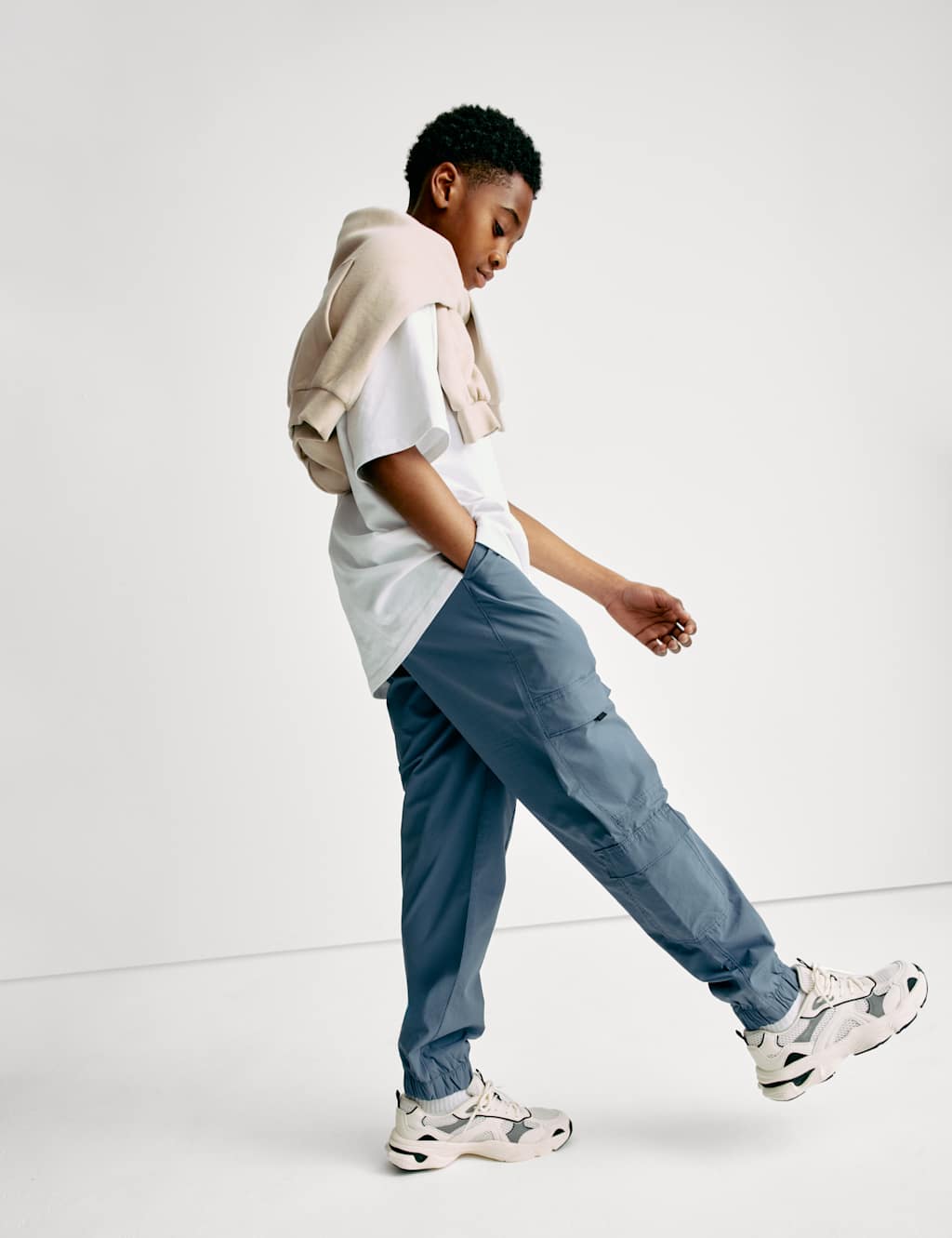 Elasticated Waist Cargo Trousers (6-16 Yrs)
