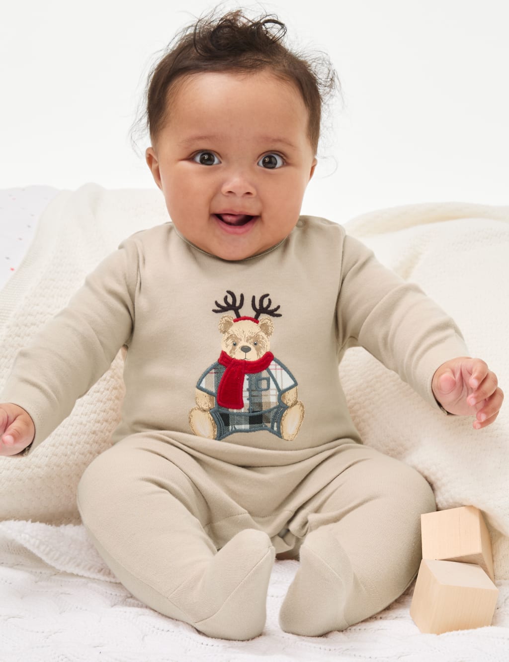 Baby girl sleepsuits sale store