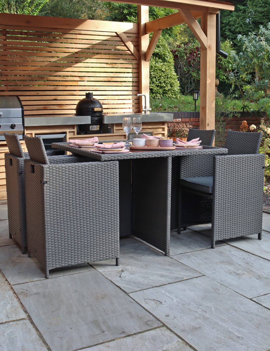 Nevada 4 Seater Rattan Garden Cube Dining Set