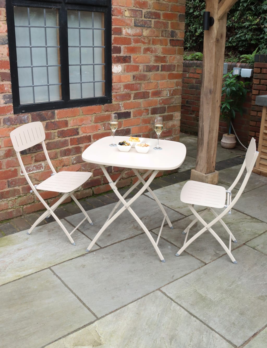 Venice Bistro Garden Table & Chairs