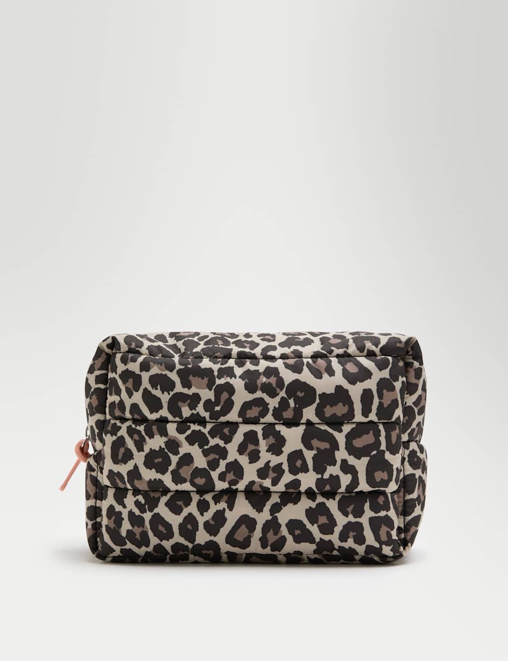 M&S Women's Quilted Leopard Print ToiLetter y Bag