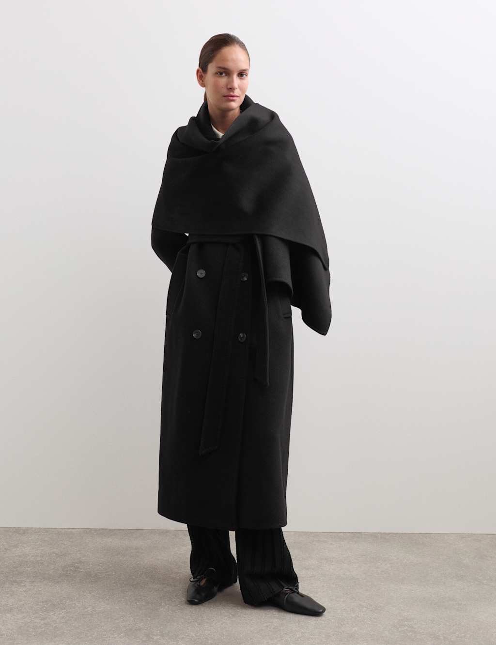 JAEGER Pure Wool Detachable Scarf Coat Black