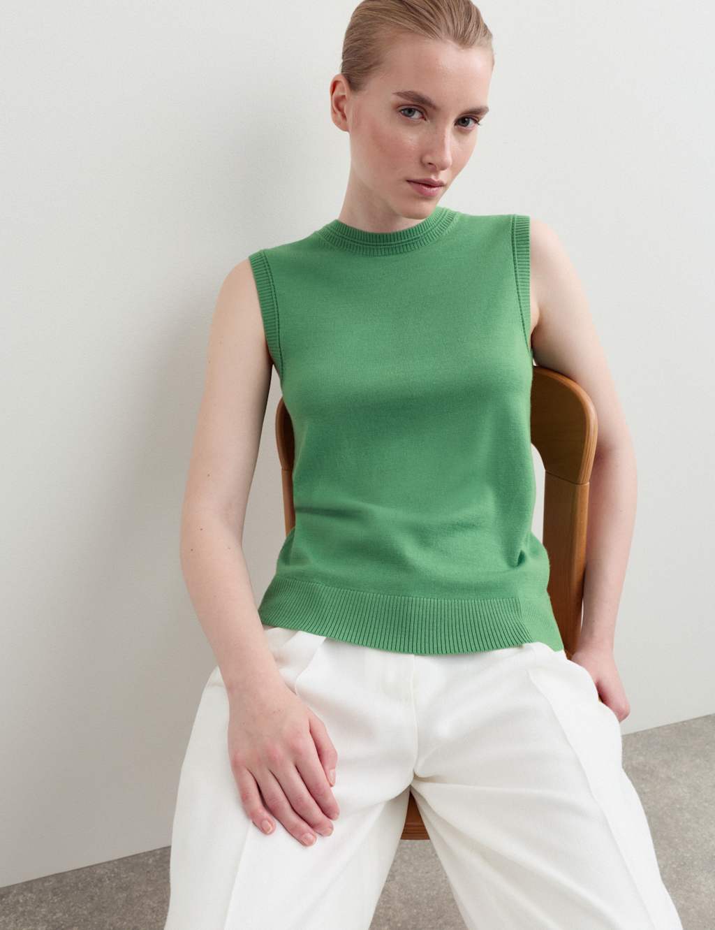 Jaeger Women's Merino Wool With Silk Knitted Vest - Small - Green - By M&S