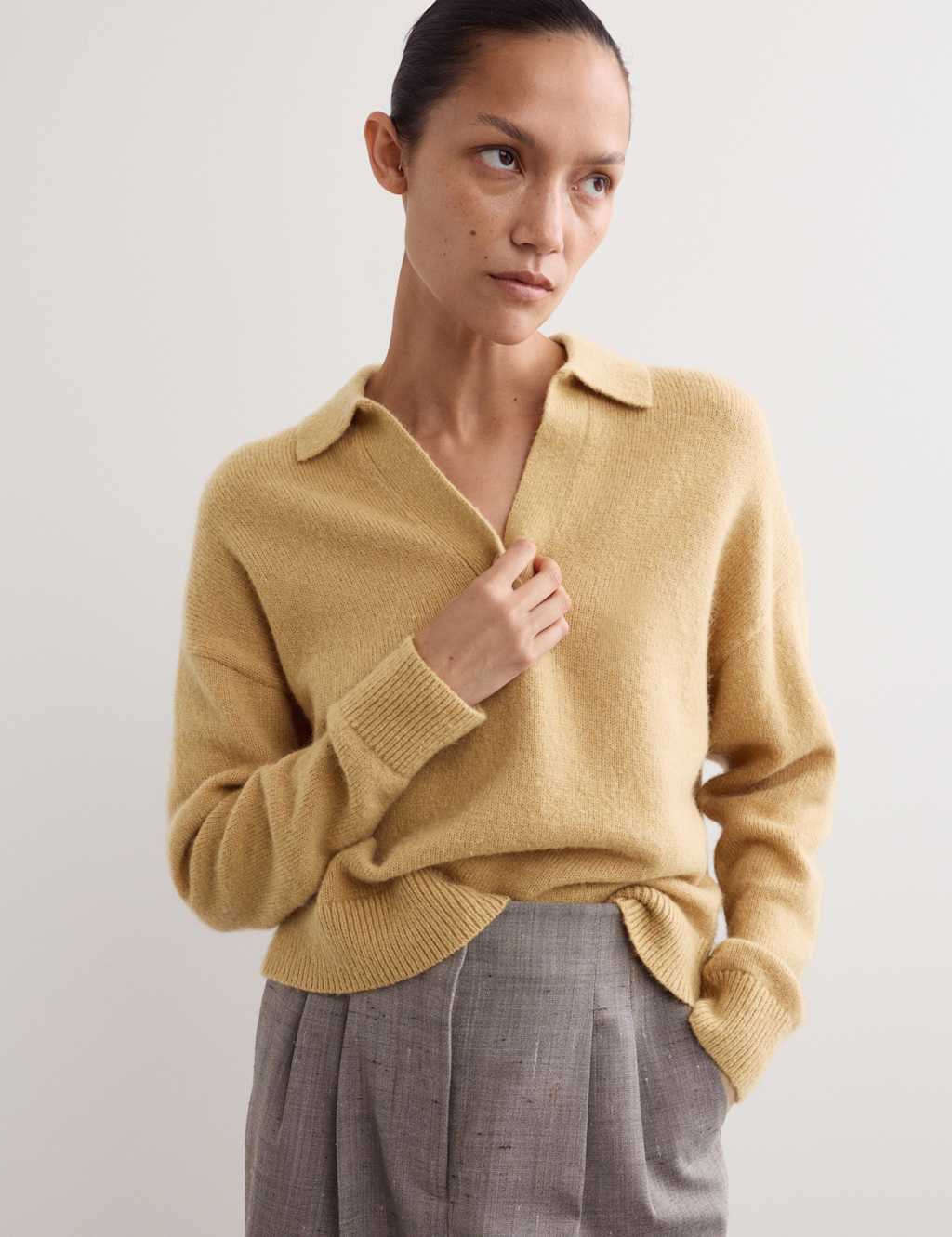 JAEGER Mohair Blend Collared V-Neck Jumper Light Honey