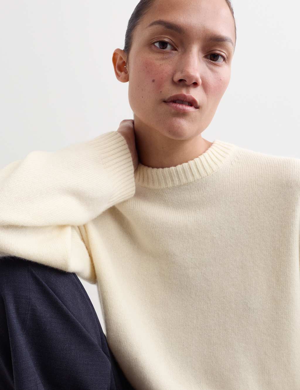 JAEGER Pure Cashmere Crew Neck Jumper Ivory