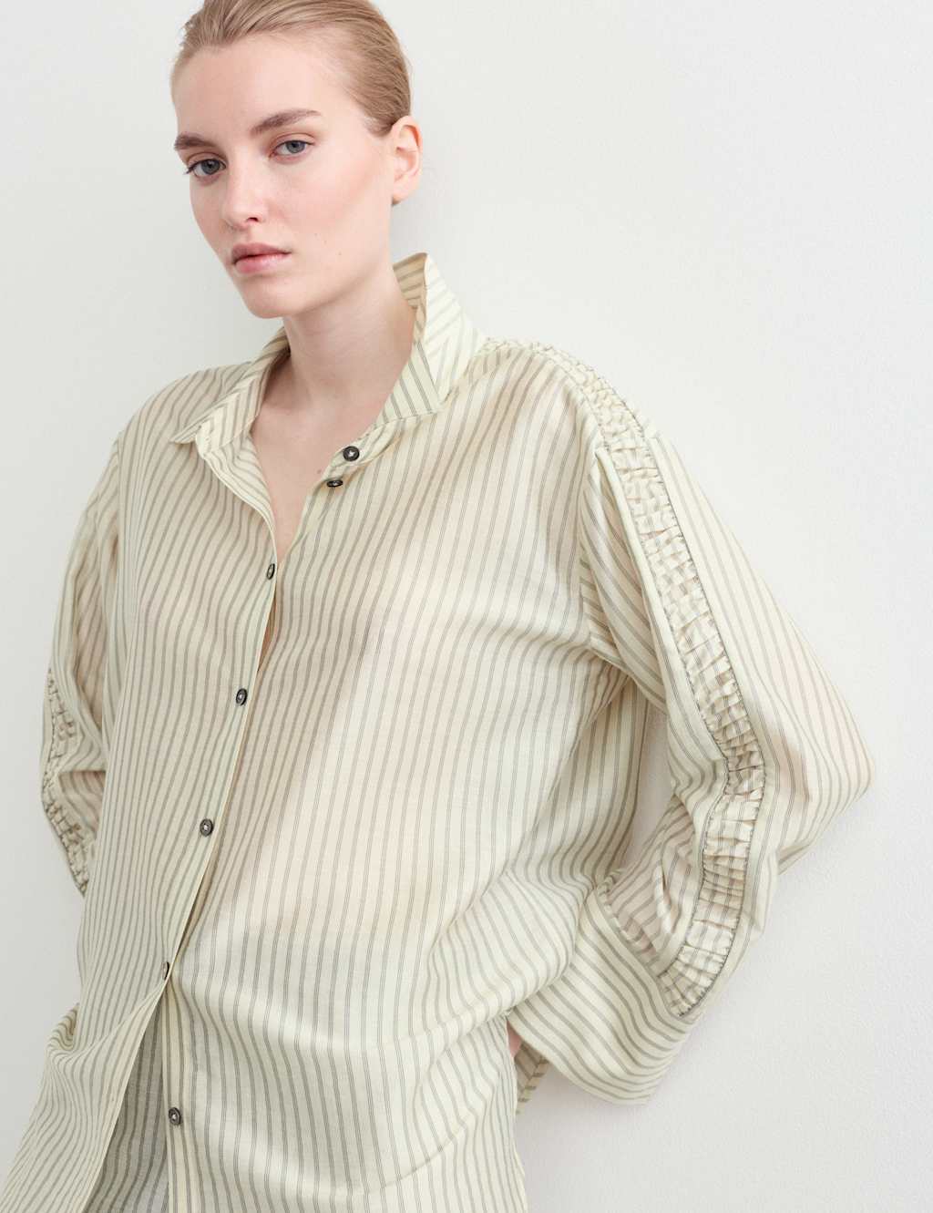 Jaeger Women's Lyocell Rich Sheer Striped Shirt - 6 - Ivory Mix - By M&S