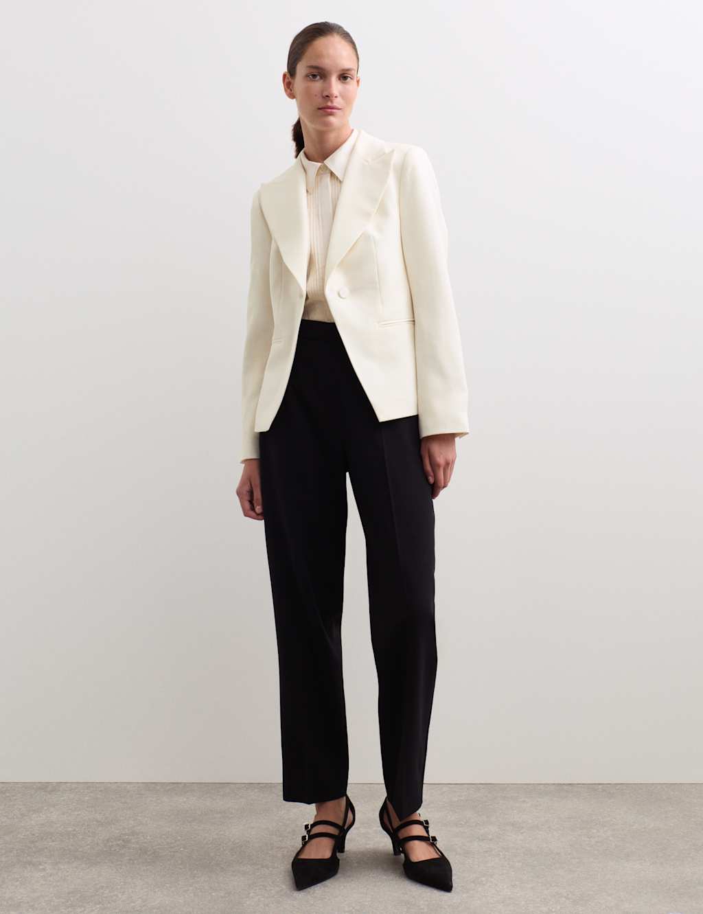 JAEGER Pure Wool Single Breasted Tuxedo Jacket Ivory