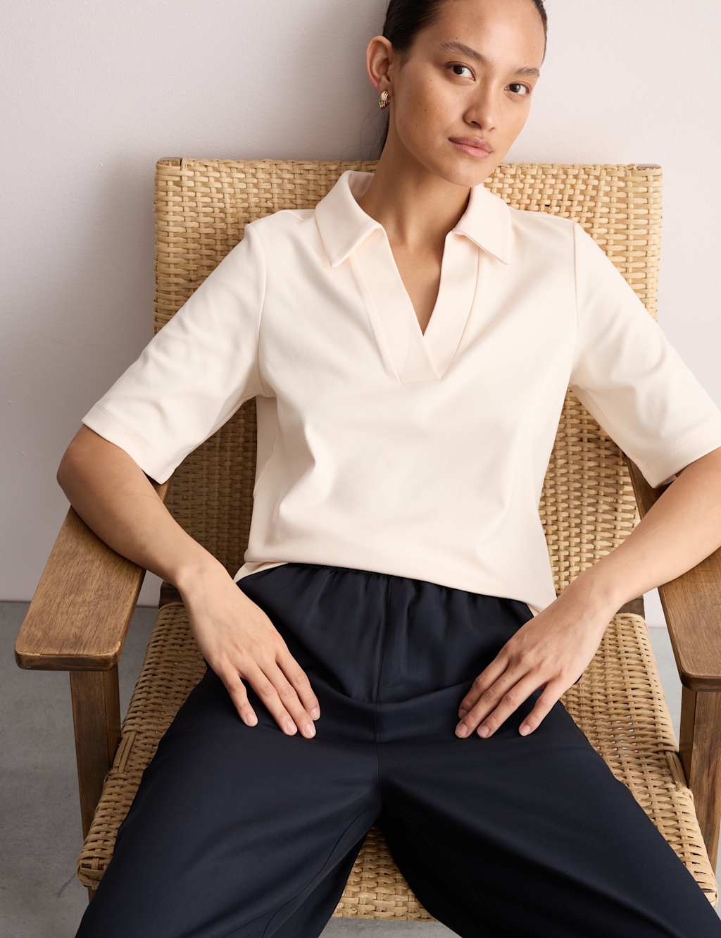 JAEGER Cotton Modal Blend V-Neck T-Shirt Cream