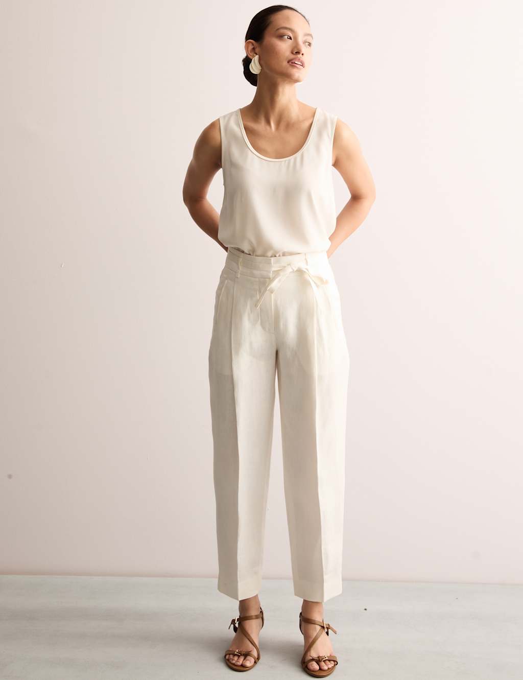 Pure Linen Pleat Front Tapered Trousers