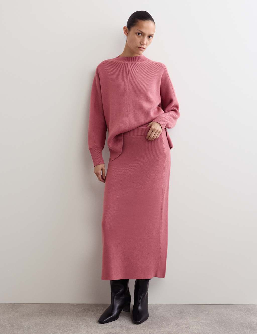 JAEGER Pure Merino Wool Knitted Midi Skirt Rose