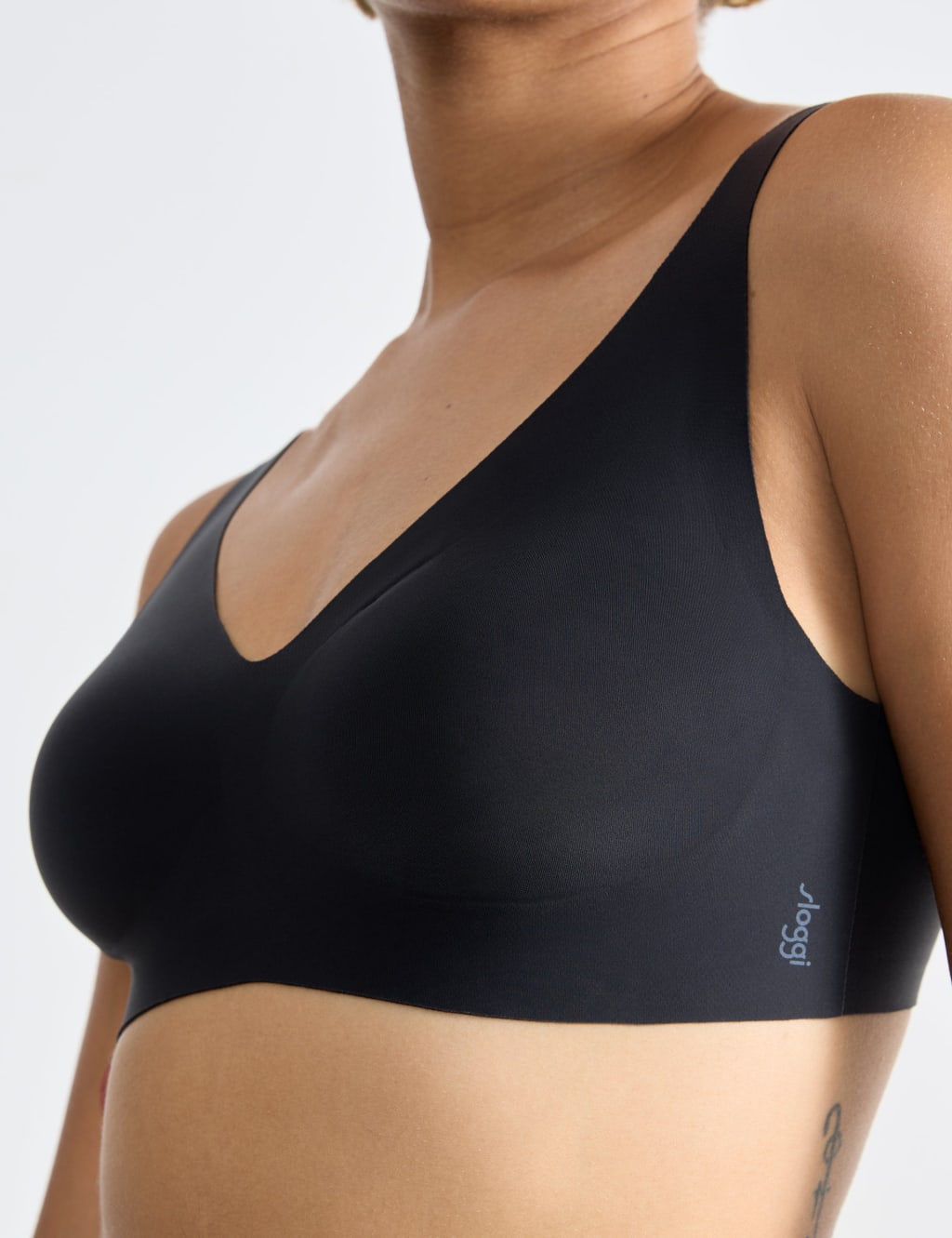 Zero Feel Soft Non Wired T-Shirt Bra (S-XL)