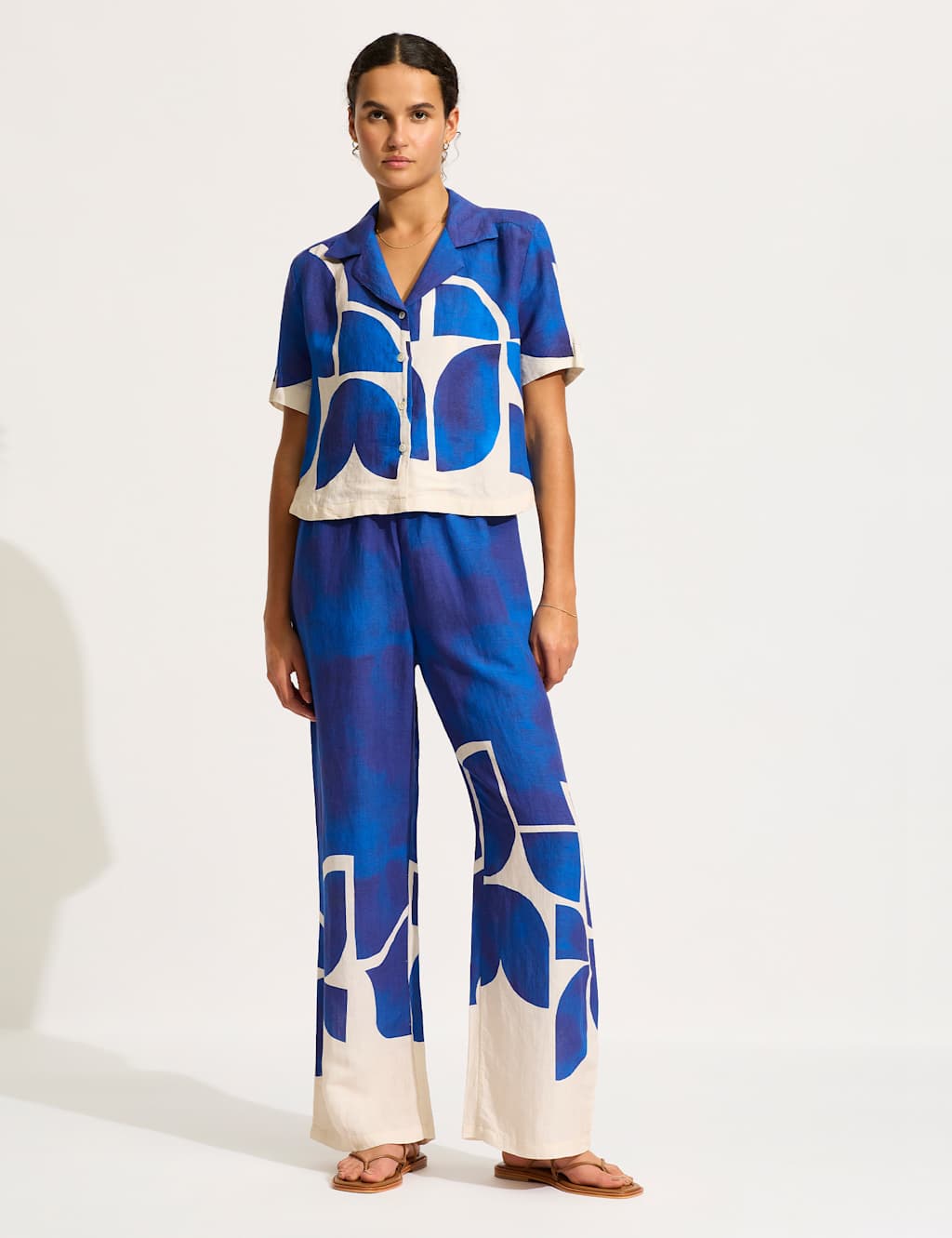 Linen-Rich Printed Cropped Beach Shirt