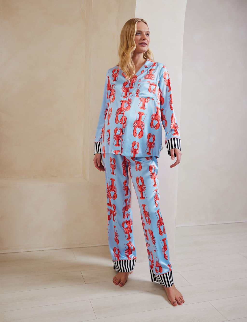 Maternity Satin Lobster Revere Pyjama Set