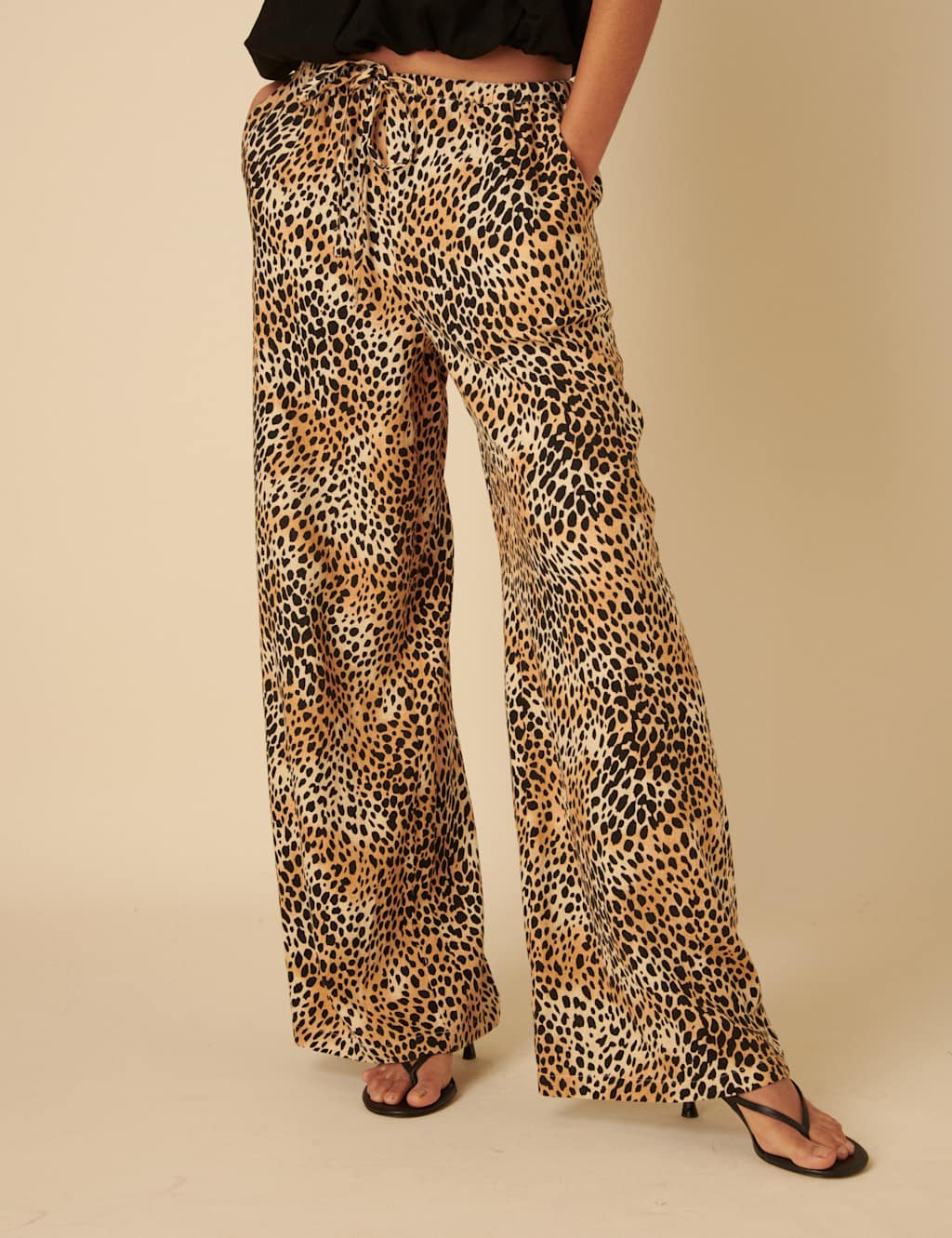 Linen Rich Leopard Print Relaxed Trousers