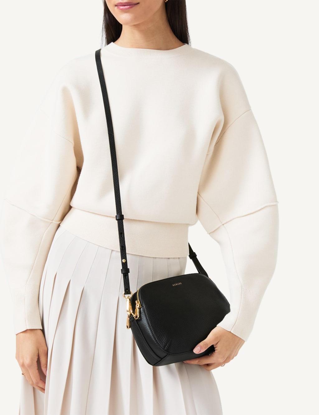 Dukes Place Icon Leather Cross Body Bag