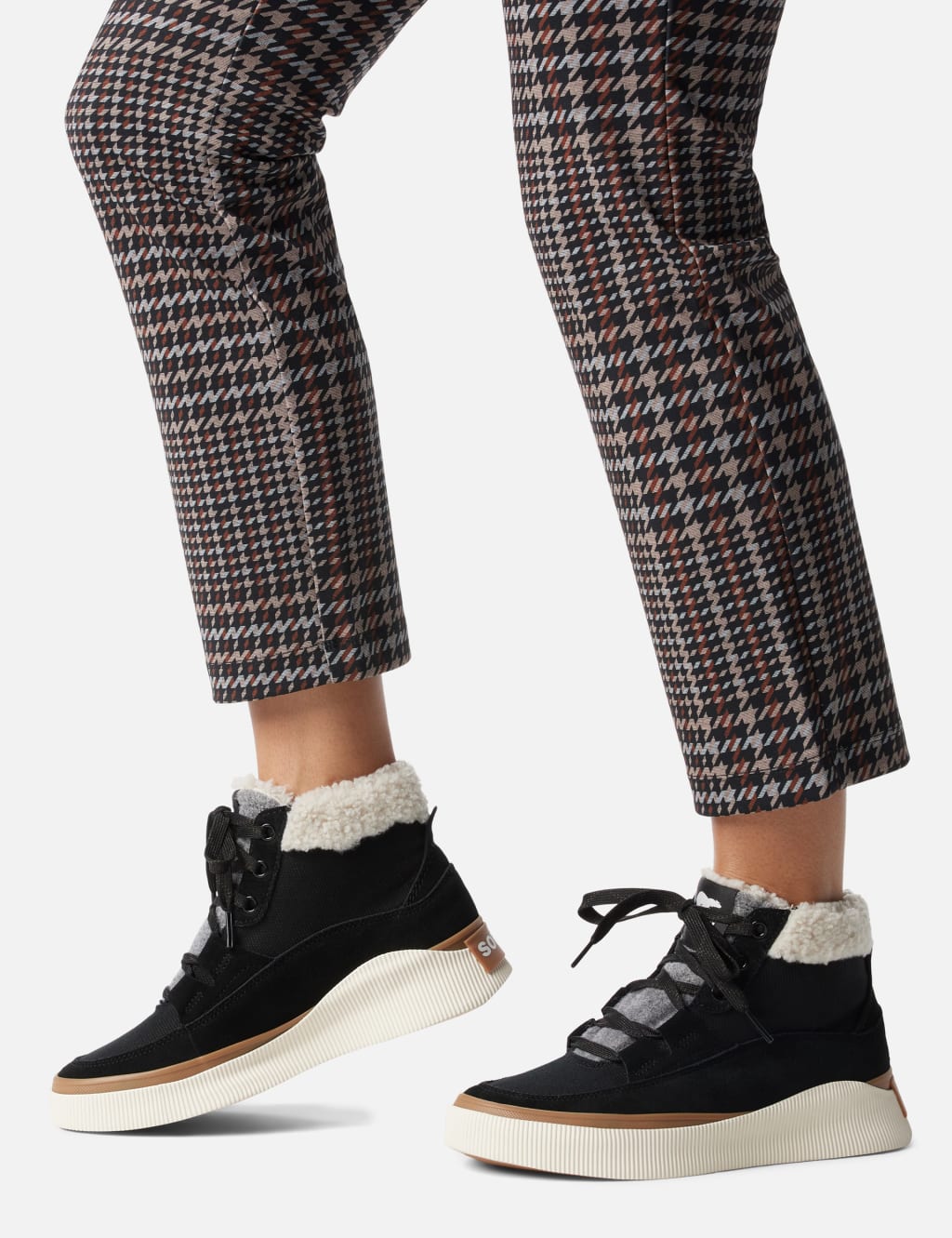 Leather Lace Up Flat Winter Boots