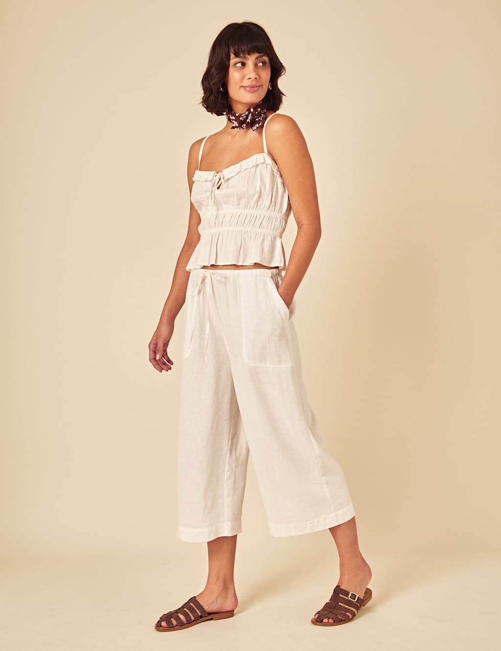 Linen Rich Drawstring Cropped Trousers