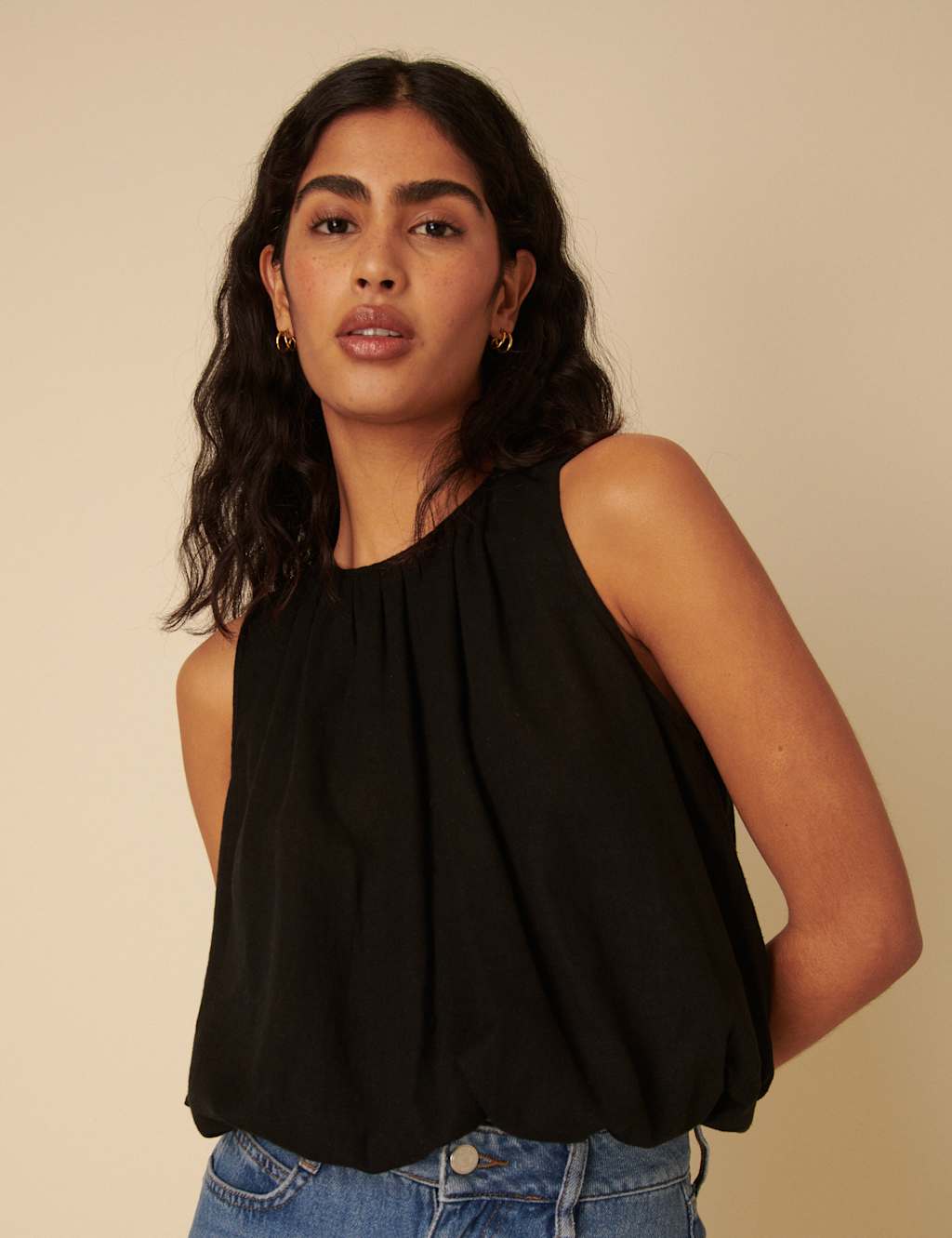 Linen Rich Bubble Hem Vest