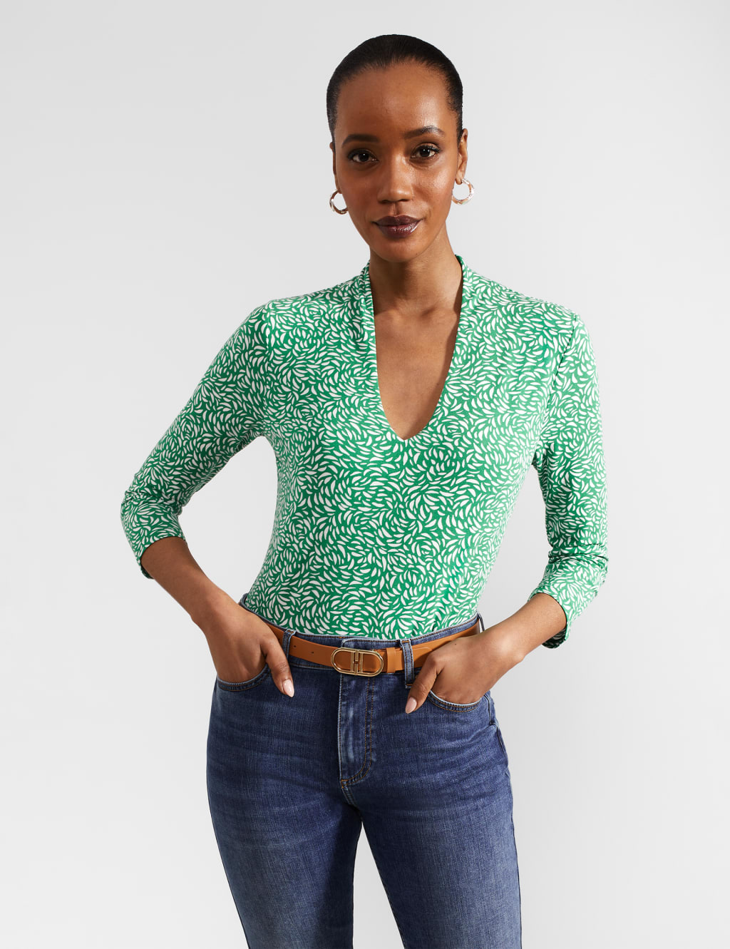 Hobbs female Printed V-Neck Top - XS - Green Mix, Green Mix