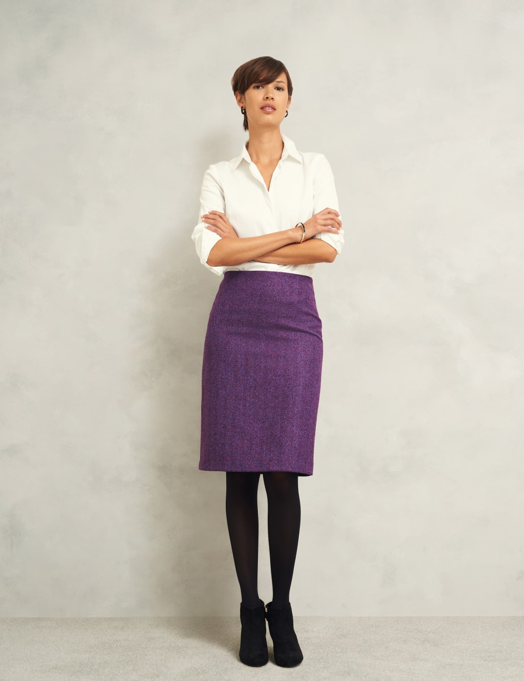 Knee length skirts with tights top