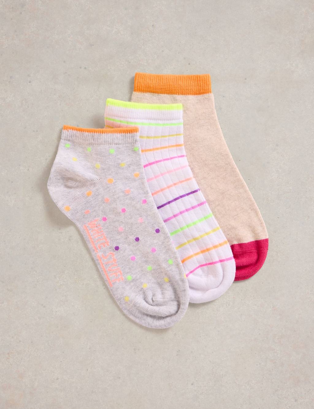 3pk Cotton Rich Assorted Trainer Socks