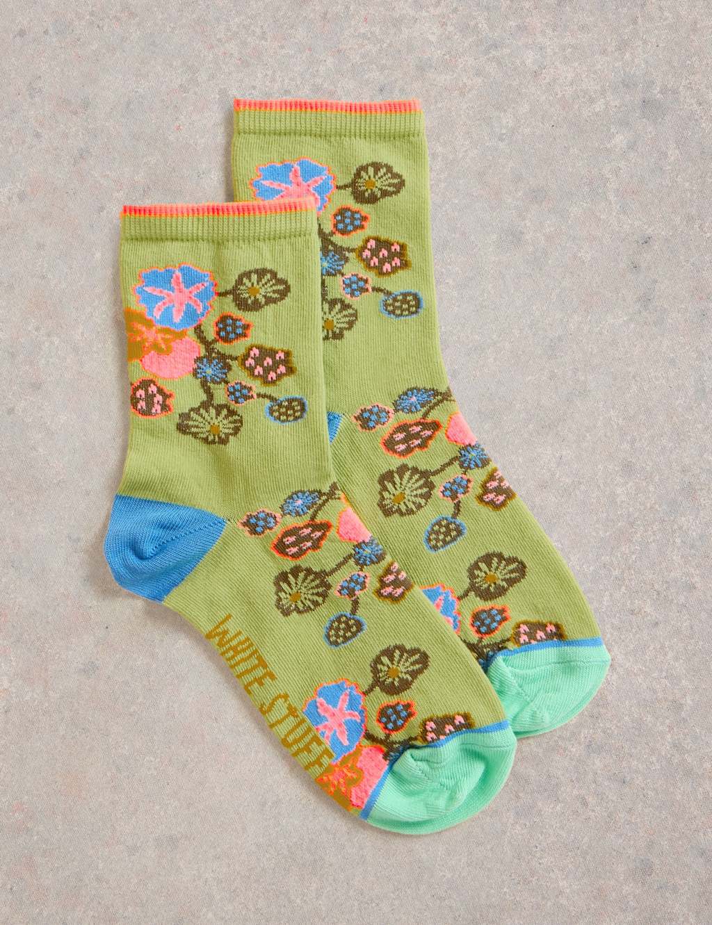 Cotton Rich Patterned Ankle High Socks