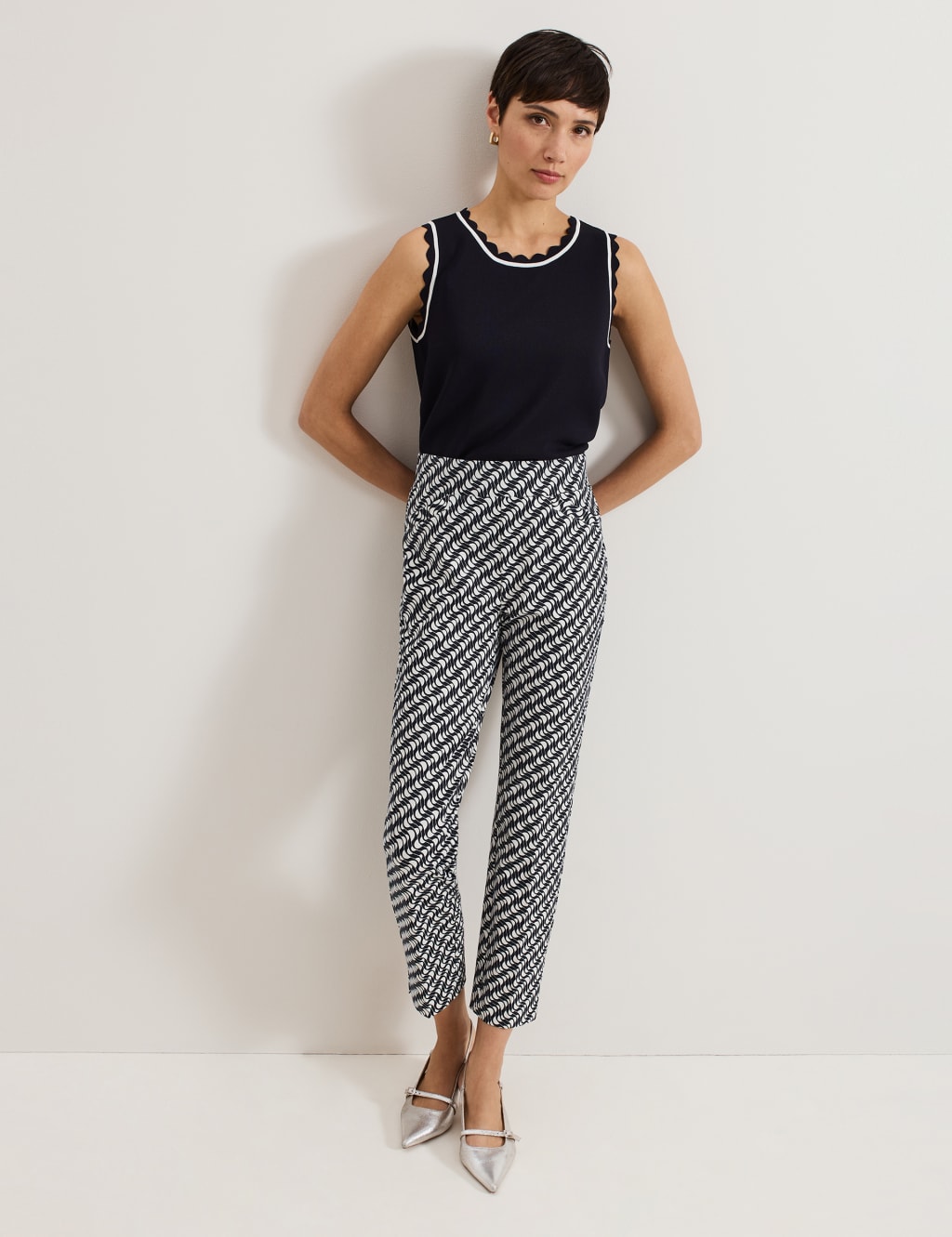 Printed Straight Leg Cropped Trousers