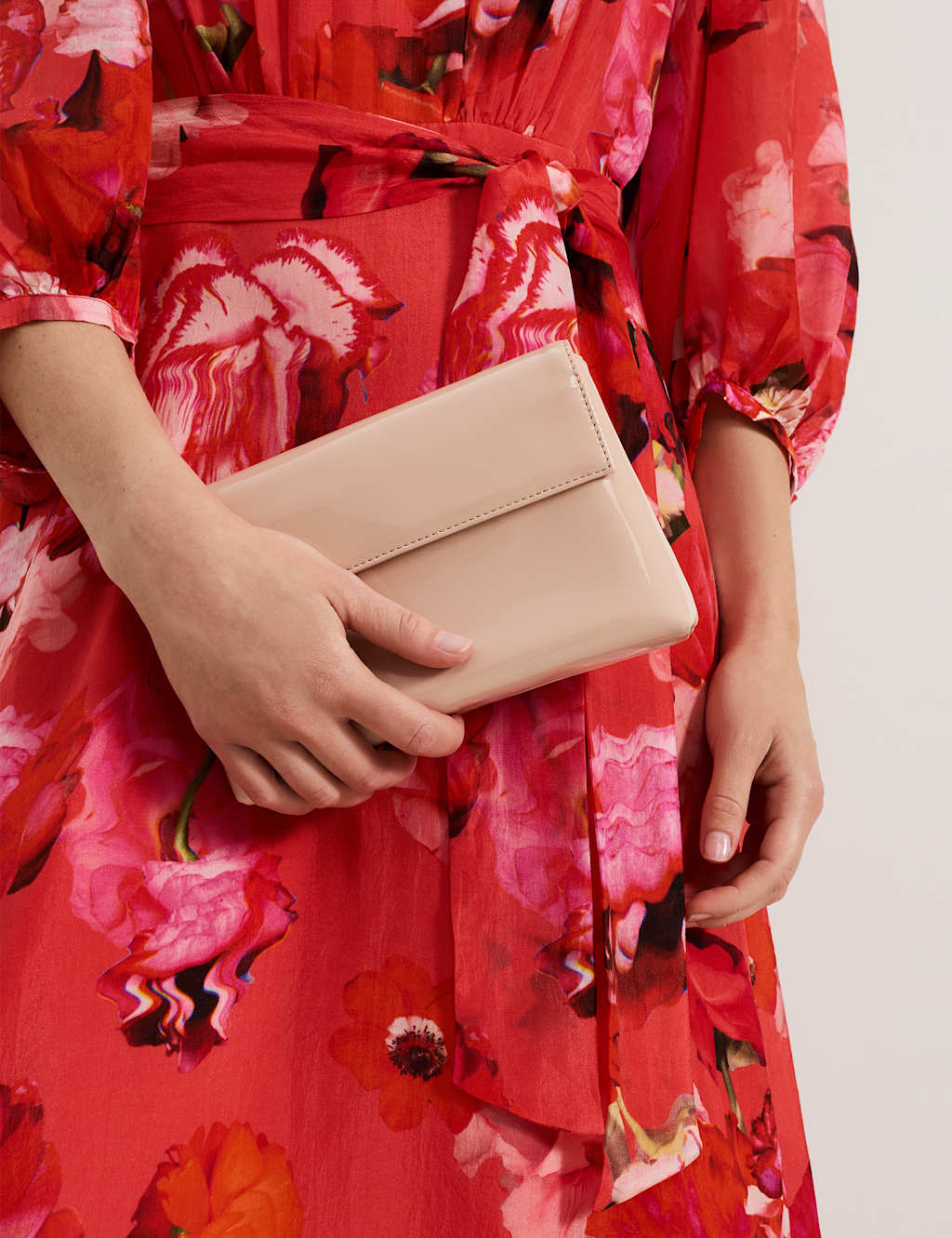 Patent Chain Strap Clutch Bag