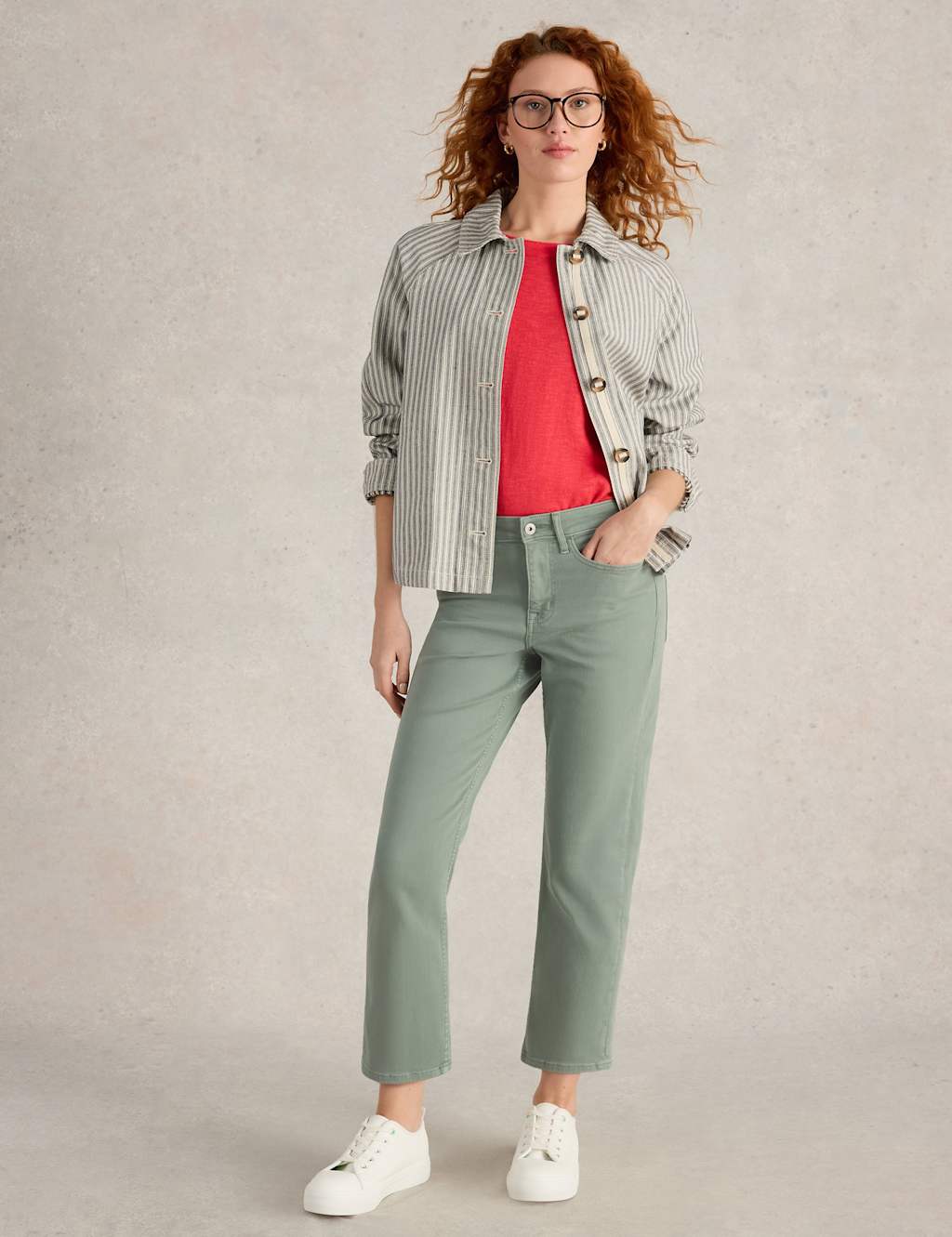 Mid Rise Straight Leg Cropped Jeans