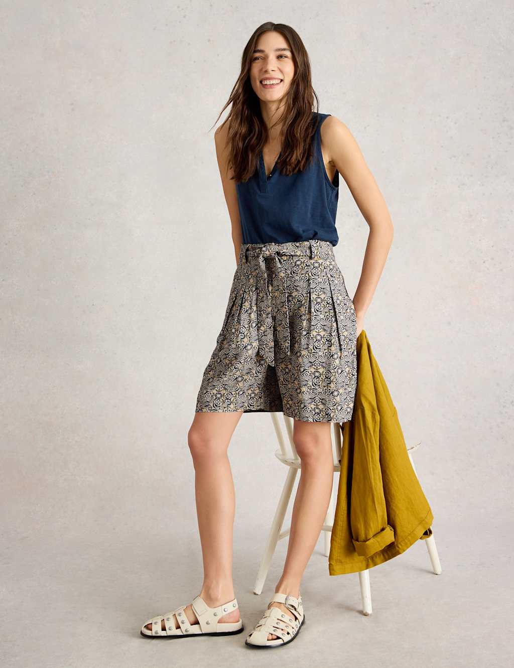 Linen Rich Printed Belted Pleat Front Shorts