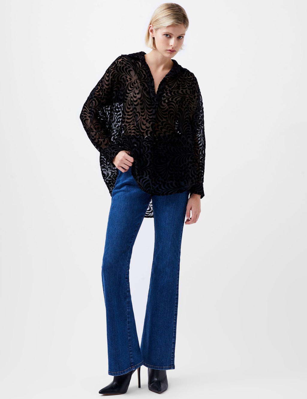 French Connection Women's Geometric V-Neck Blouse - XS - Black, Black