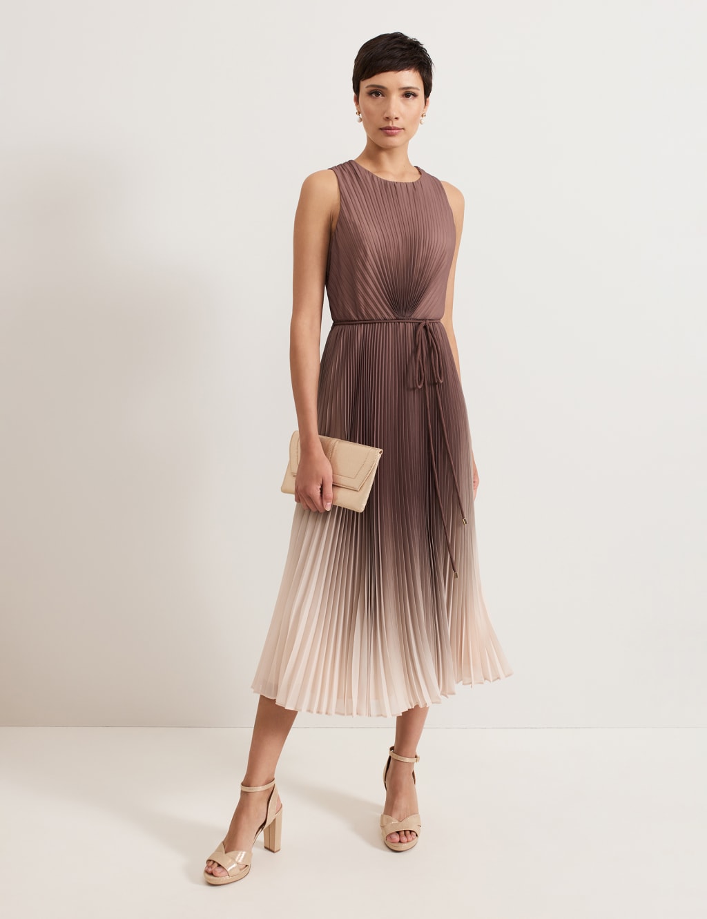 Ombre Round Neck Midi Skater Dress