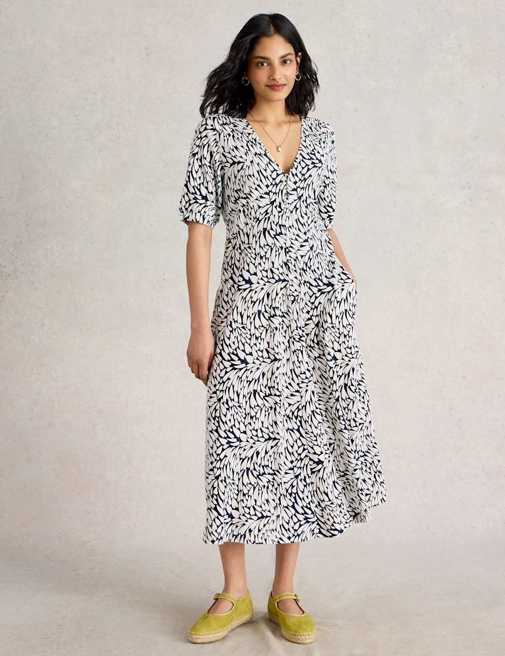 White Stuff Jersey Printed V-Neck Midi Tea Dress White Mix