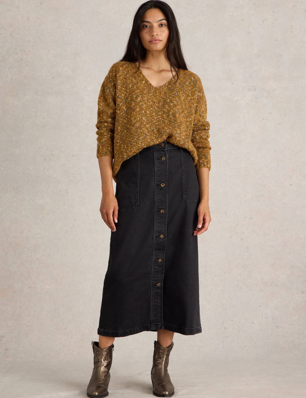 Textured Ribbed V-Neck Jumper