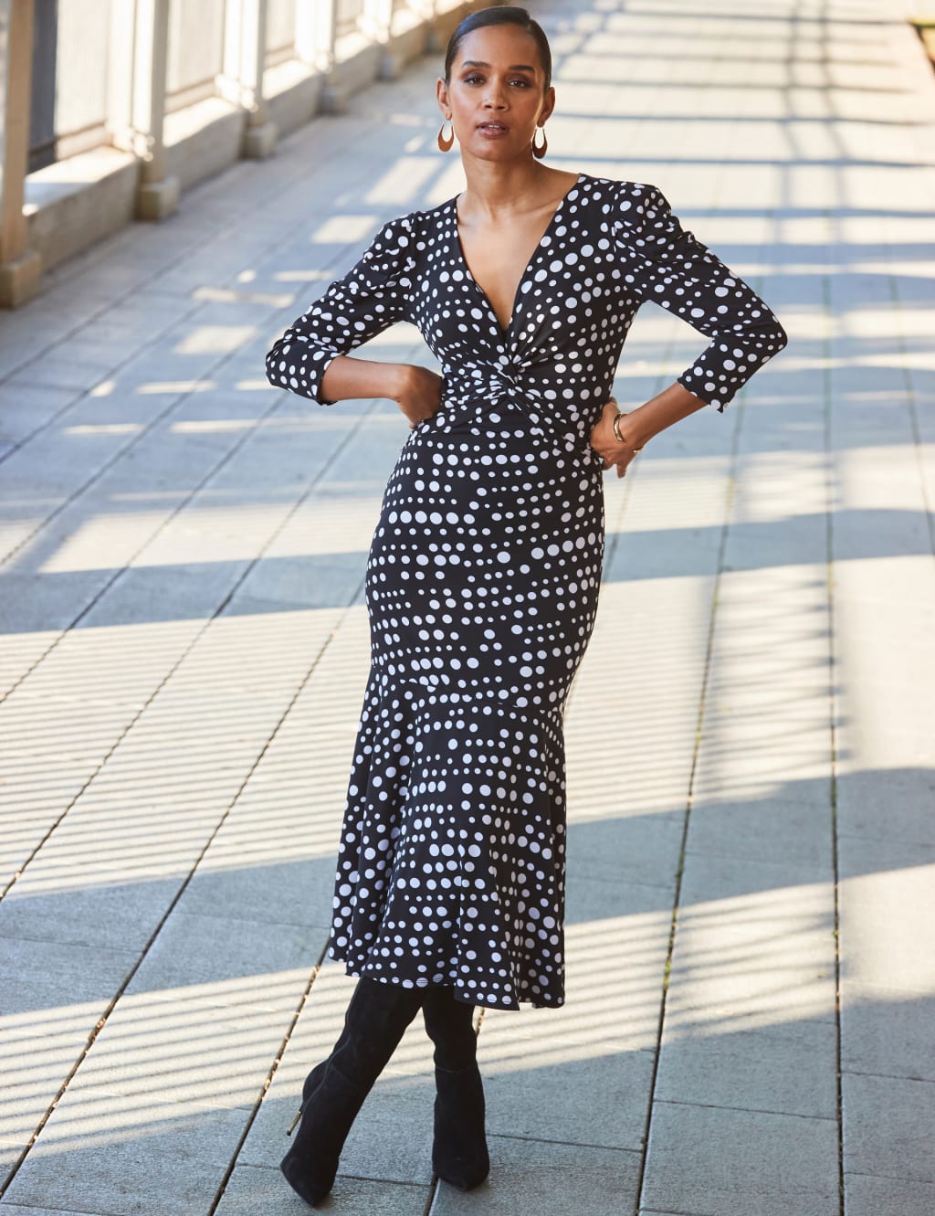 Abstract Print Twist Front Ruched Dress