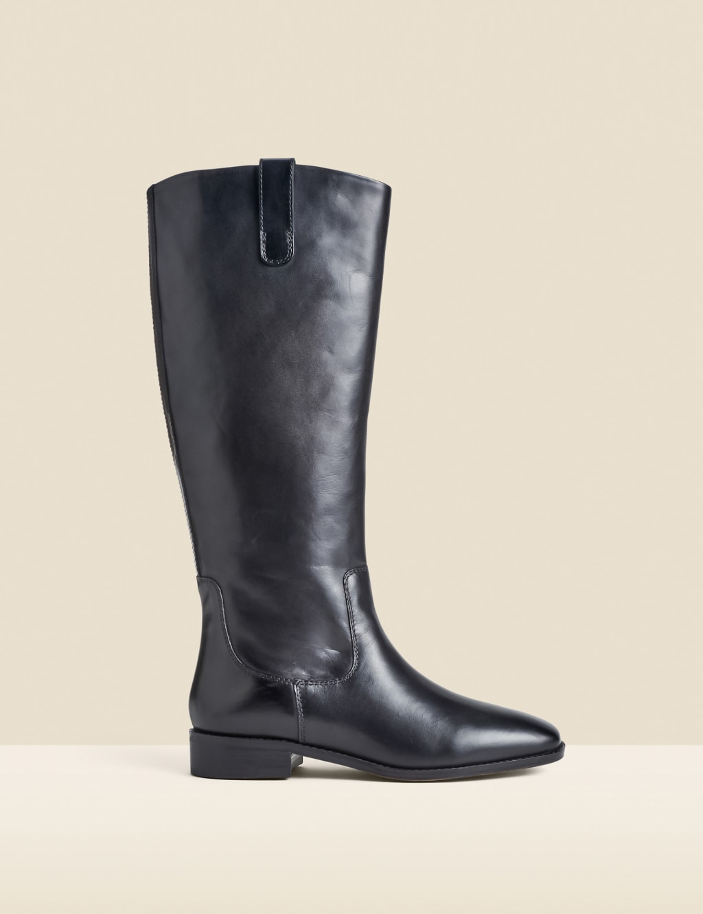 Square Toe Flat Leather Boots