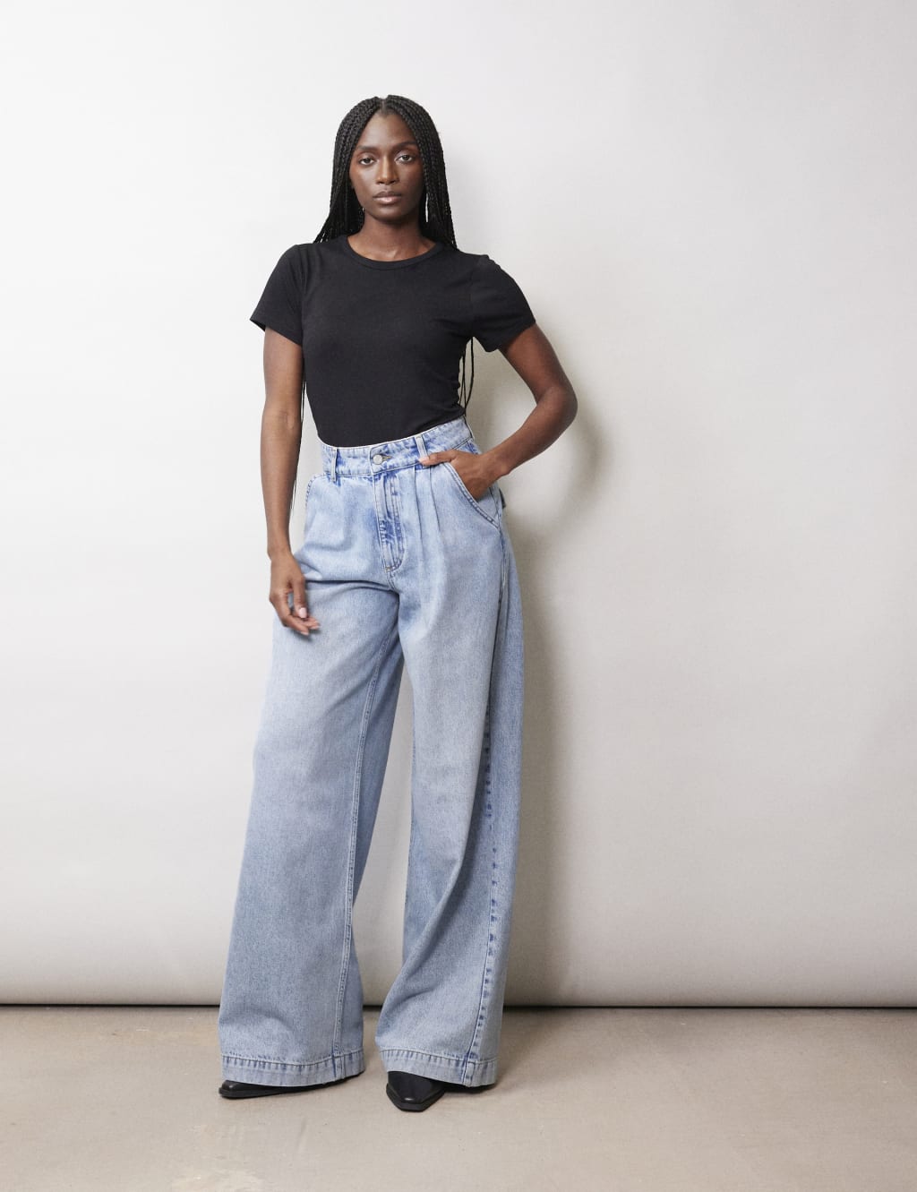 Mid Rise Pleat Front Wide Leg Jeans
