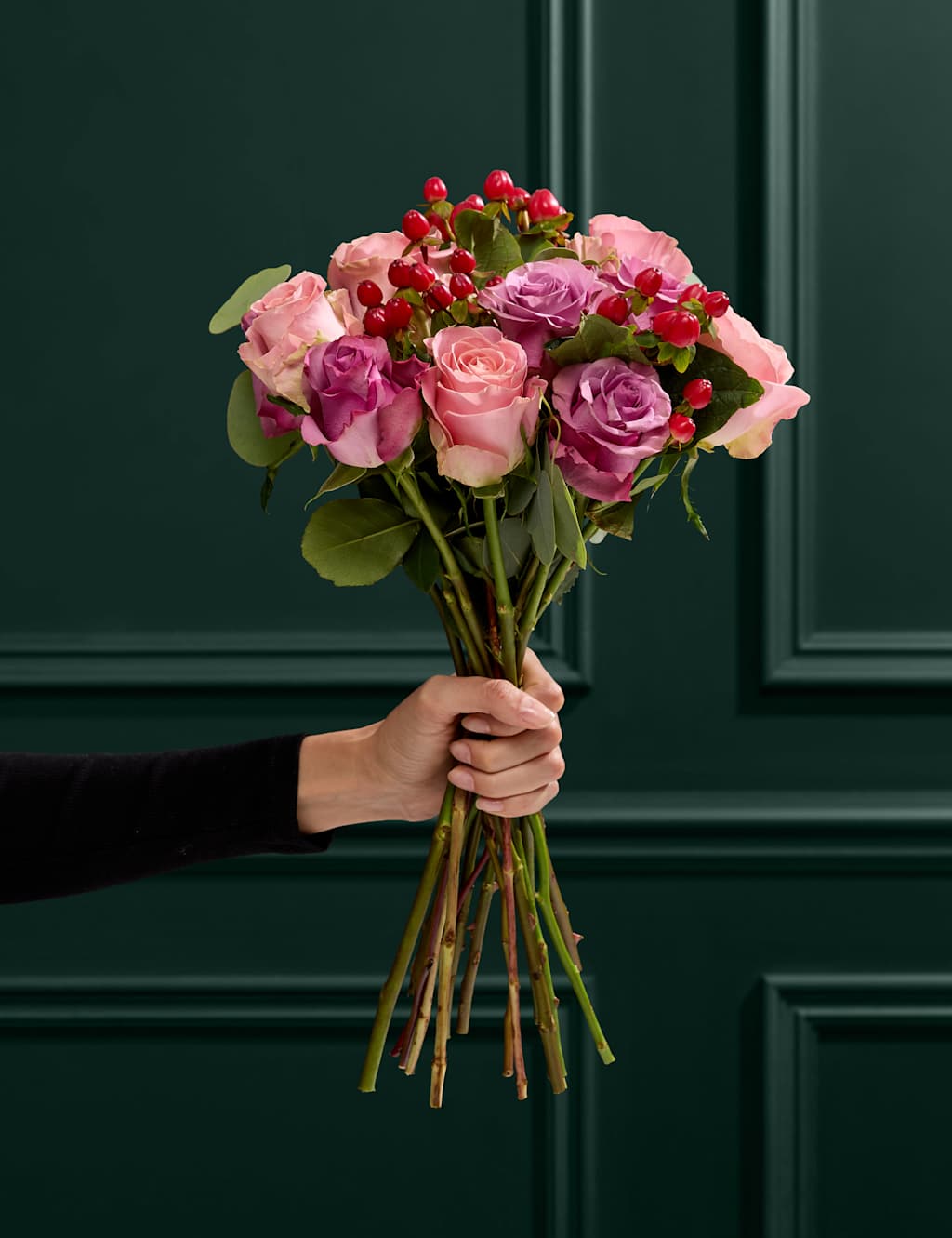 Flower Market Rose & Hypericum Bouquet